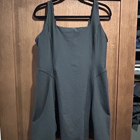 Abercrombie YPB sculptLUX mini dress - Picture 3 of 4